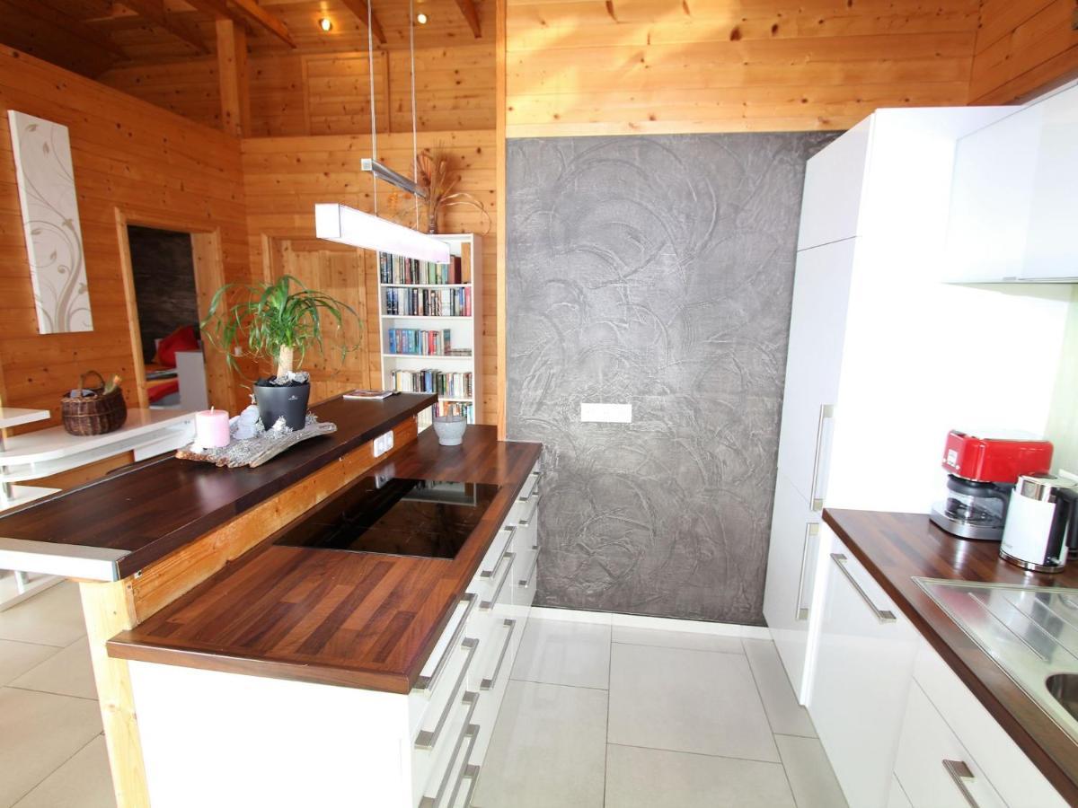 Apartment Directly On Lake Ossiach In Carinthia Stockelweingarten Luaran gambar